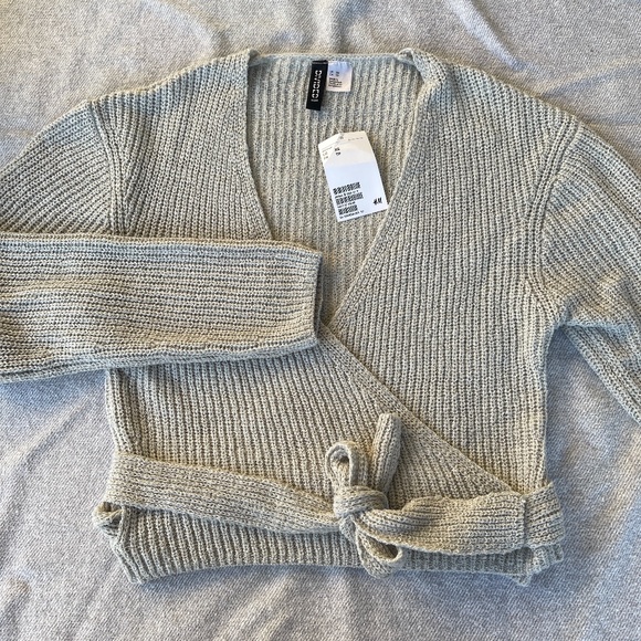 H&M Wrap Cardigan/Sweater - Picture 1 of 4